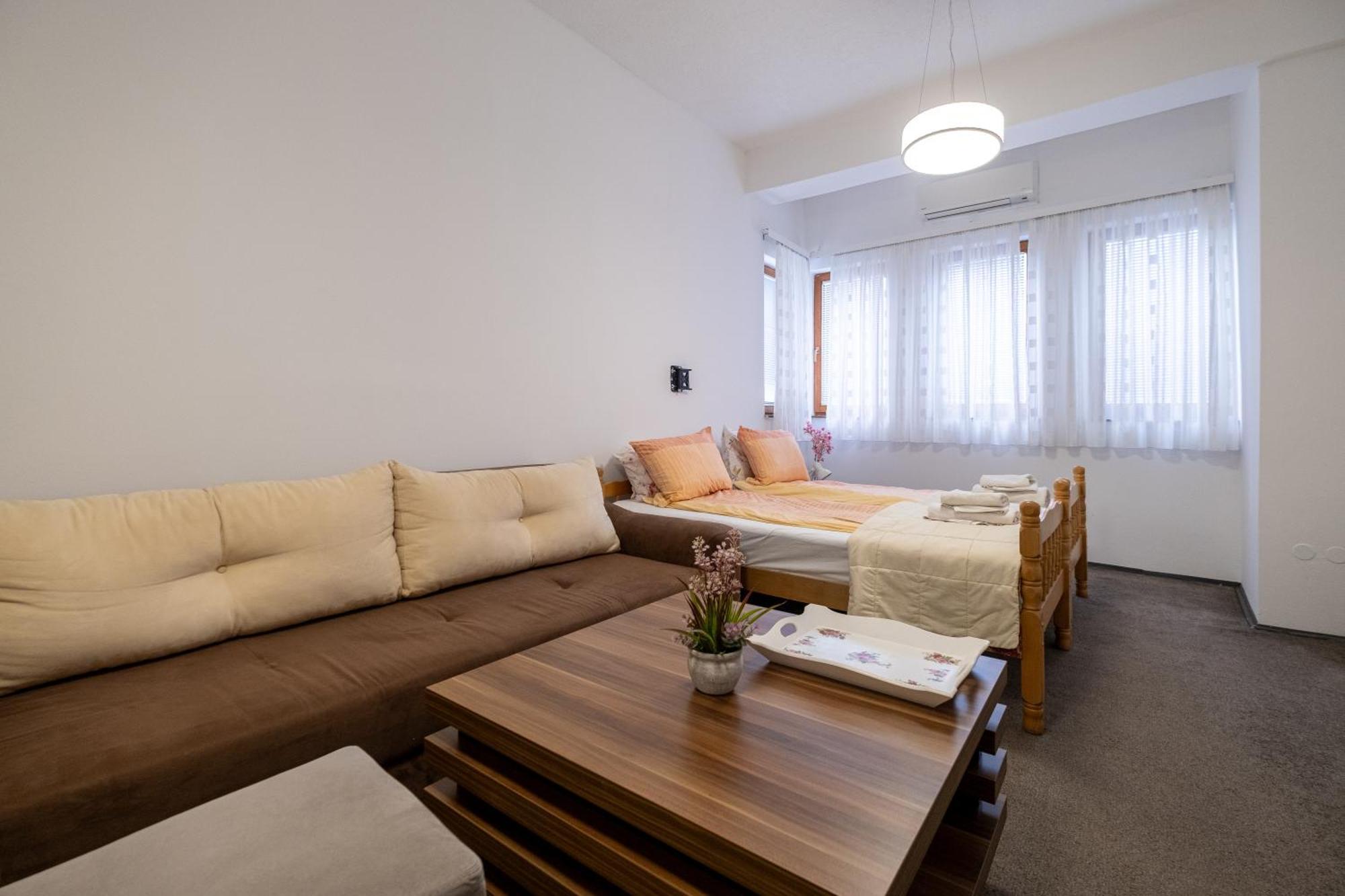 Guesthouse Rose Sarajevo Bagian luar foto