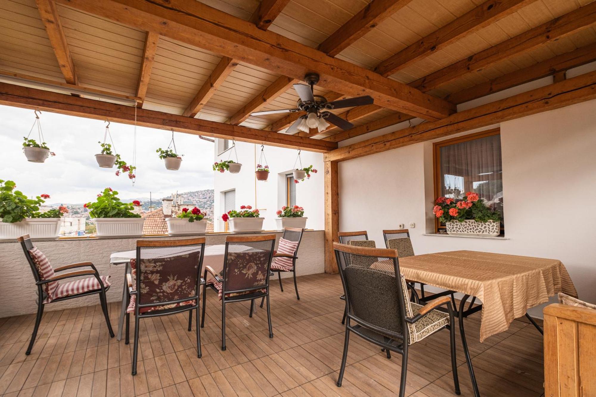 Guesthouse Rose Sarajevo Bagian luar foto