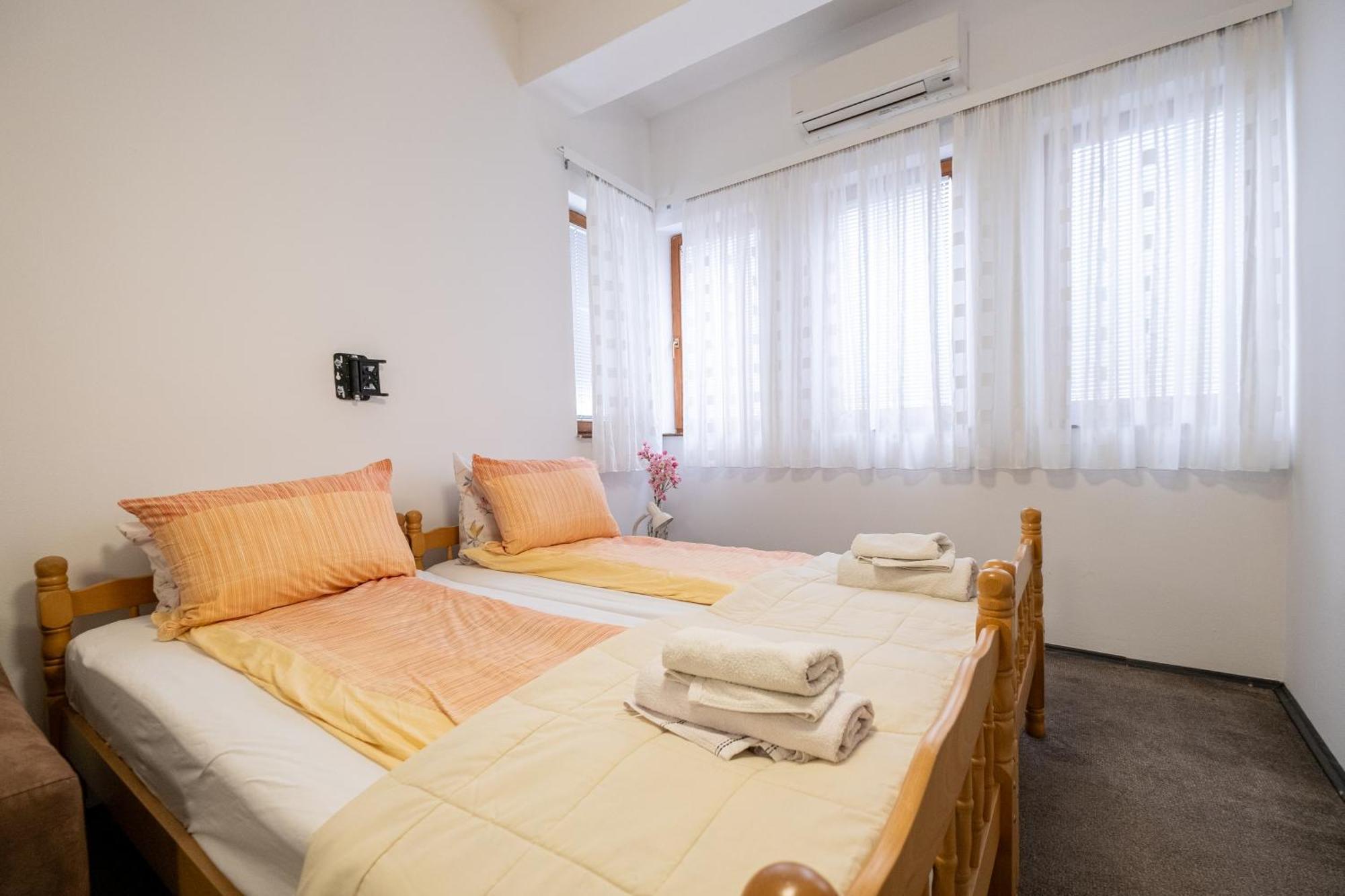 Guesthouse Rose Sarajevo Bagian luar foto