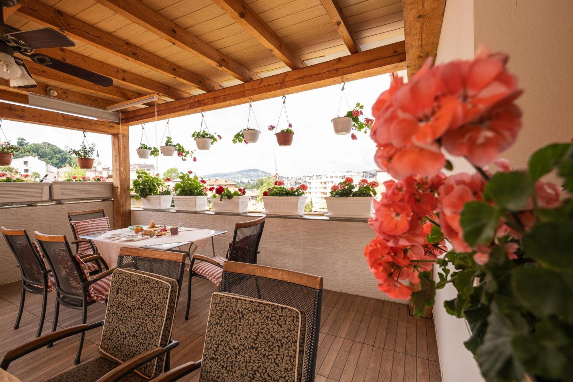 Guesthouse Rose Sarajevo Bagian luar foto