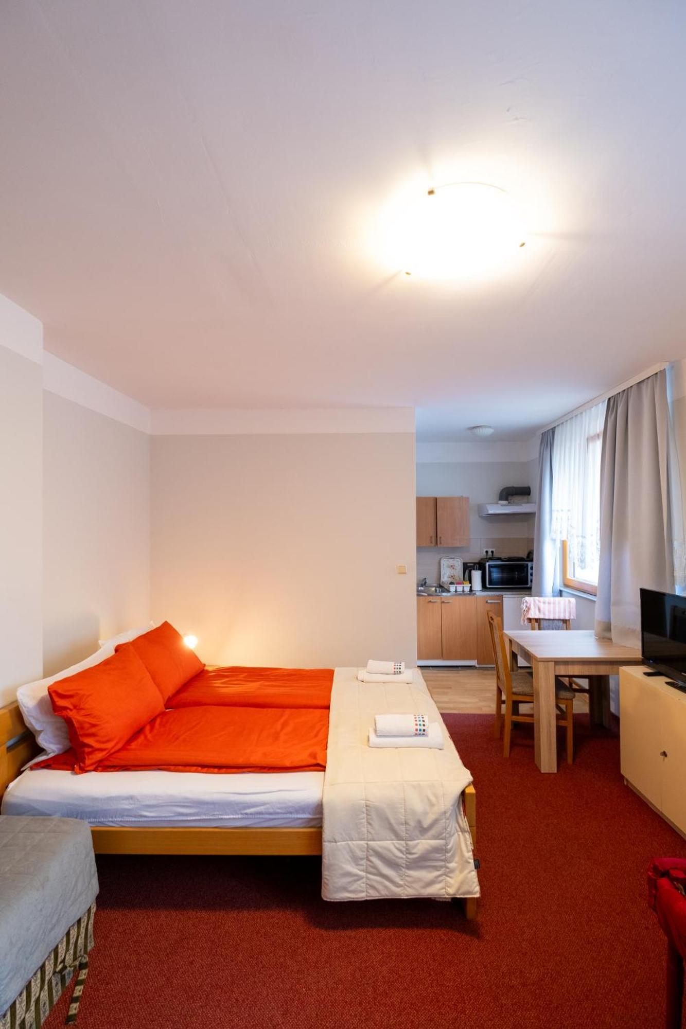 Guesthouse Rose Sarajevo Bagian luar foto