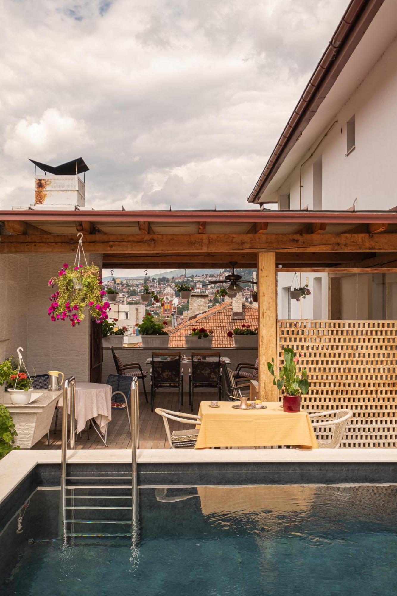 Guesthouse Rose Sarajevo Bagian luar foto